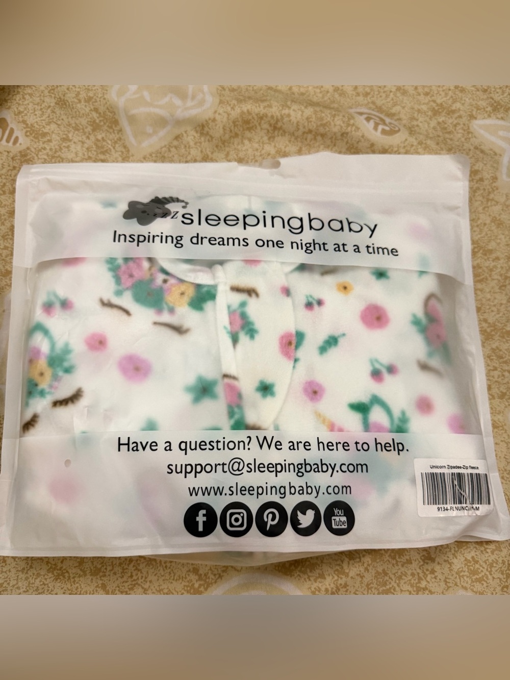 Sleeping Baby Zipadee Zip Fleece Swaddle Unicorn Size Medium 6-12M